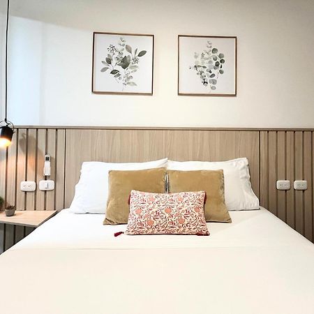 Reset Bed & Breakfast Cali Bagian luar foto